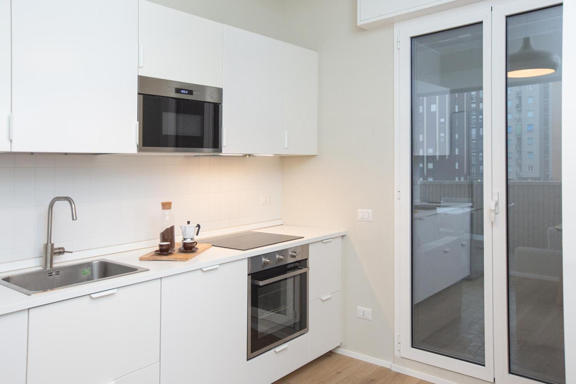 Dreams Exclusive With Terrace - Free Parking - M1 Station - Near Center Appartamento